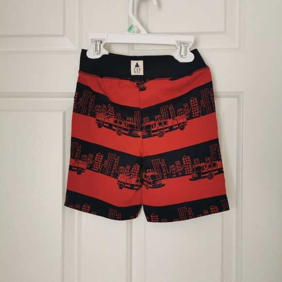 2/$25 BNWT Gap firefighter shorts size 18-24 m - Picture 4 of 4